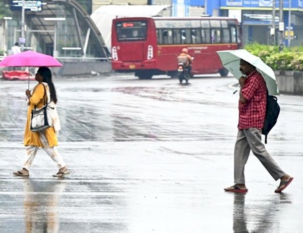 நெருங்கும் கனமழை! சென்னை மக்களே அலர்ட்!  இந்த பொருட்களை எல்லாம் உடனே வாங்கி வையுங்கள்.
